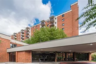 300 Johnson Ferry Rd, Atlanta, GA 30328 - Photo 33