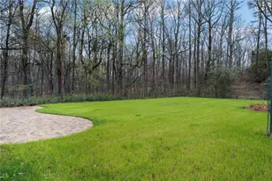 757 Houston Mill Rd NE, Atlanta, GA 30329 - Photo 17