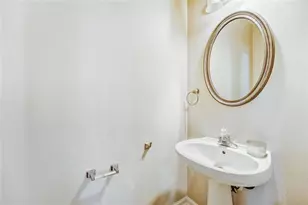 2934 Wintercrest Dr, Dunwoody, GA 30360 - Photo 17