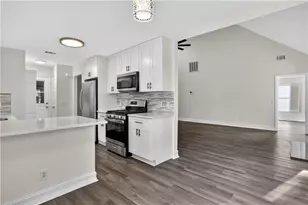 225 Morton Creek Cir, Johns Creek, GA 30022 - Photo 9