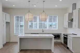 2640 N Mackintosh Ct, Brookhaven, GA 30319 - Photo 1