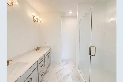 2640 N Mackintosh Court, Brookhaven, GA 30319 - Photo 11