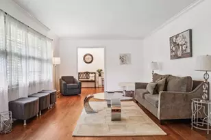 4379 Tree Haven Dr NE, Atlanta, GA 30342 - Photo 13