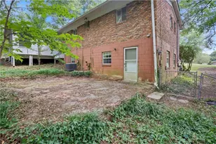 422 Afton Dr, Roswell, GA 30075 - Photo 41