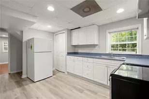 422 Afton Dr, Roswell, GA 30075 - Photo 25