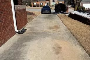 1120 Lewis Ridge Cir, Lawrenceville, GA 30045 - Photo 3