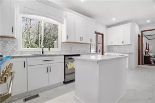 3091 Brookview Road SE, Marietta, GA 30067 - Photo 9