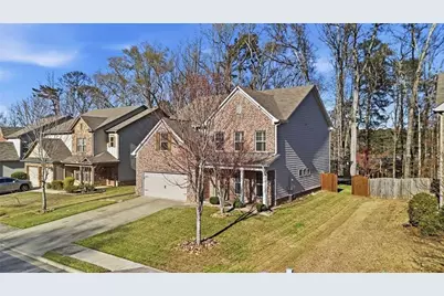 2495 Matlin Way, Buford, GA 30519 - Photo 3