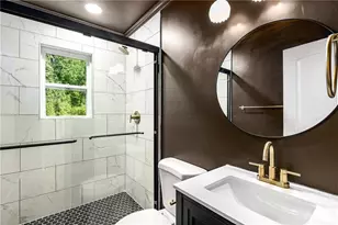 2146 Pinehurst Dr, Atlanta, GA 30344 - Photo 3