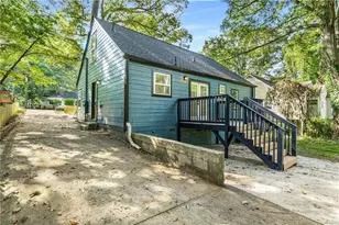 2146 Pinehurst Dr, Atlanta, GA 30344 - Photo 13