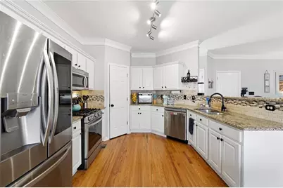 6036 Bateau Drive, Flowery Branch, GA 30542 - Photo 11