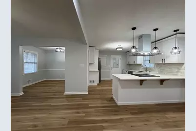 501 Little John Drive NW, Lilburn, GA 30047 - Photo 7