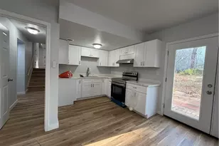 501 Little John Dr NW, Lilburn, GA 30047 - Photo 25