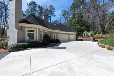 1155 Crest Valley Drive NW, Sandy Springs, GA 30327 - Photo 63
