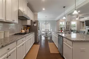 301 Cochin Dr, Woodstock, GA 30188 - Photo 11