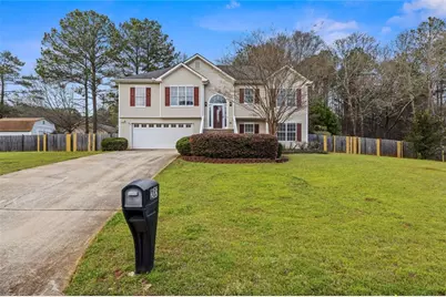 285 Chestnut Drive, Covington, GA 30016 - Photo 1