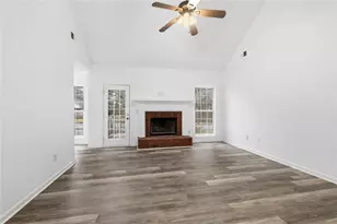 285 Chestnut Dr, Covington, GA 30016 - Photo 3