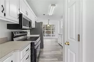 285 Chestnut Dr, Covington, GA 30016 - Photo 7