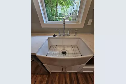 1497 Elizabeth Lane, East Point, GA 30344 - Photo 9