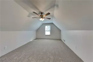 4642 Devencrest Ln, Buford, GA 30519 - Photo 15