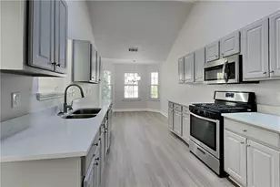 4642 Devencrest Ln, Buford, GA 30519 - Photo 3