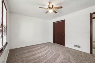 5581 Shadow Rock Dr, Lithonia, GA 30058 - Photo 15