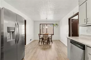 5581 Shadow Rock Dr, Lithonia, GA 30058 - Photo 11