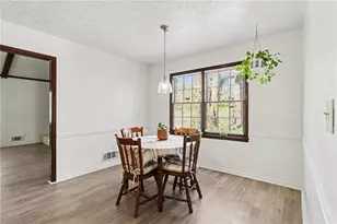 5581 Shadow Rock Dr, Lithonia, GA 30058 - Photo 7