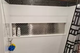 7036 Somerset Cir, Alpharetta, GA 30004 - Photo 9