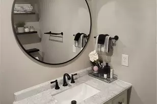 7036 Somerset Cir, Alpharetta, GA 30004 - Photo 7