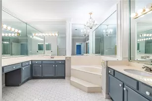 28316 Plantation Dr NE, Atlanta, GA 30324 - Photo 15