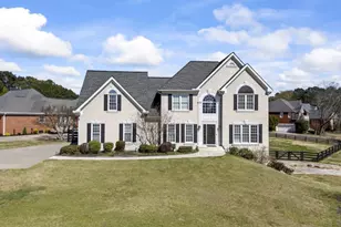 2810 Burgundy Dr, Cumming, GA 30041 - Photo 3