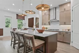 4855 Wayt Farm Overlook, Cumming, GA 30040 - Photo 13