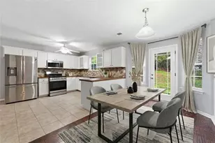 9360 Carnes Crossing Cir, Jonesboro, GA 30236 - Photo 11