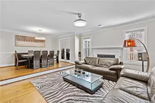 48 Huntington Pl Dr, Atlanta, GA 30350 - Photo 7