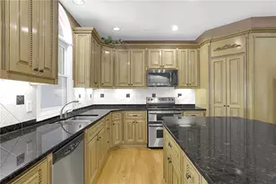 1340 Eryn Cir, Suwanee, GA 30024 - Photo 17