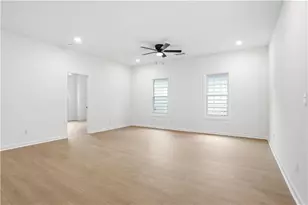 1454 St Francis Ave, Atlanta, GA 30344 - Photo 17