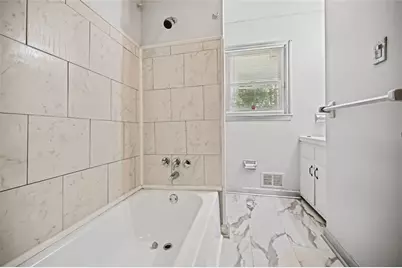 7039 Rockbridge Road, Stone Mountain, GA 30087 - Photo 15