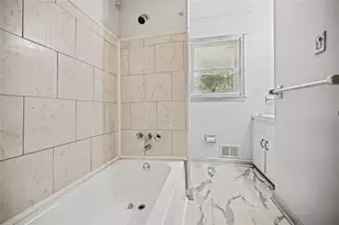 7039 Rockbridge Rd, Stone Mountain, GA 30087 - Photo 15