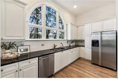 802 Ciiftin Heights Ln NE, Atlanta, GA 30329 - Photo 29