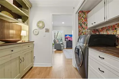 423 Jefferson Circle #423, Atlanta, GA 30328 - Photo 13