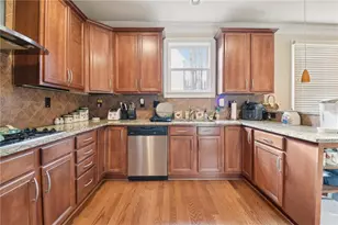 1885 Shoal Creek Blvd, Decatur, GA 30032 - Photo 7