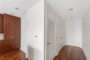 1080 Peachtree St NE, Atlanta, GA 30309 - Photo 11