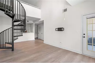1075 Peachtree Walk NE #A519, Atlanta, GA 30309 - Photo 3