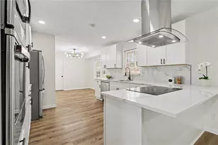 2142 Colonial Oak Way SW, Stone Mountain, GA 30087 - Photo 7