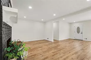 2142 Colonial Oak Way SW, Stone Mountain, GA 30087 - Photo 5