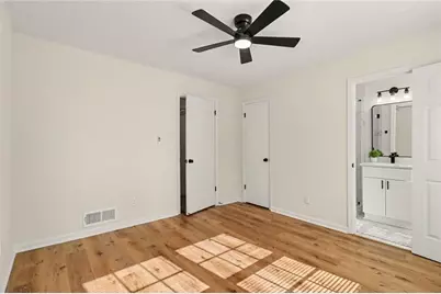 2142 Colonial Oak Way SW, Stone Mountain, GA 30087 - Photo 13