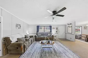 147 Pocahontas St, Jackson, GA 30233 - Photo 9