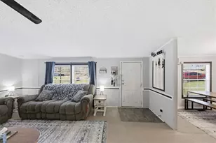 147 Pocahontas St, Jackson, GA 30233 - Photo 5