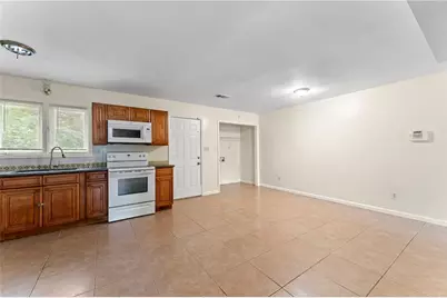 2128 Fairway Court SE, Conyers, GA 30013 - Photo 5